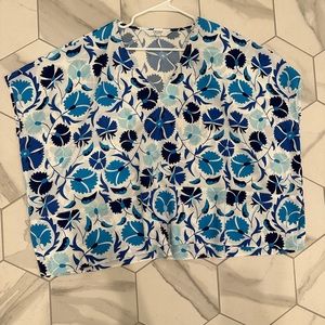 Crosby blue and white top, euc, xs